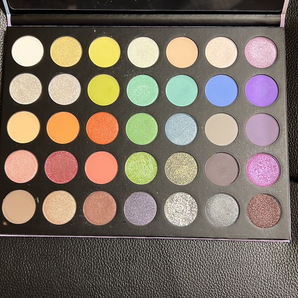 Morphe Palette - Picture 2 of 2